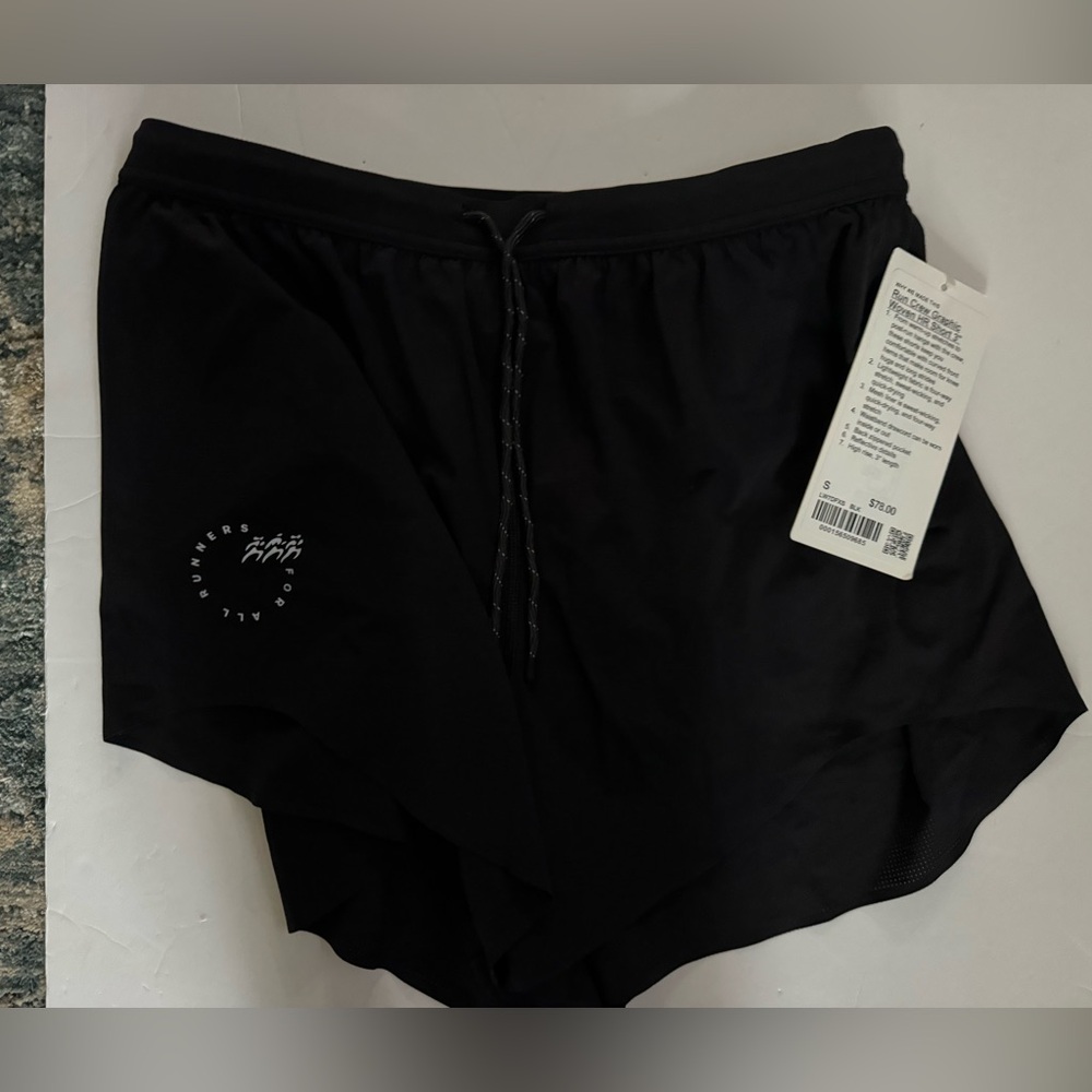 Lululemon Mile Maker Run Crew Graphic Woven High-Rise Short 3" Black NWT size S - Picture 4 of 4